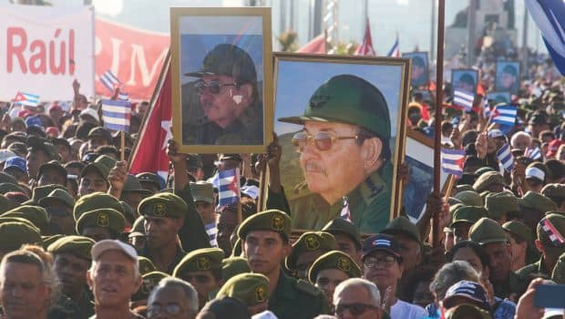 De ce l-au pus sub acuzare SUA pe fostul lider comunist cubanez Raul Castro? 67 de ani de tensiuni între Washington și Havana