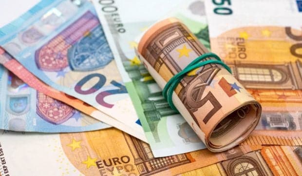 Pensia medie a judecătorilor și procurorilor a depășit valoarea de 5.000 de euro