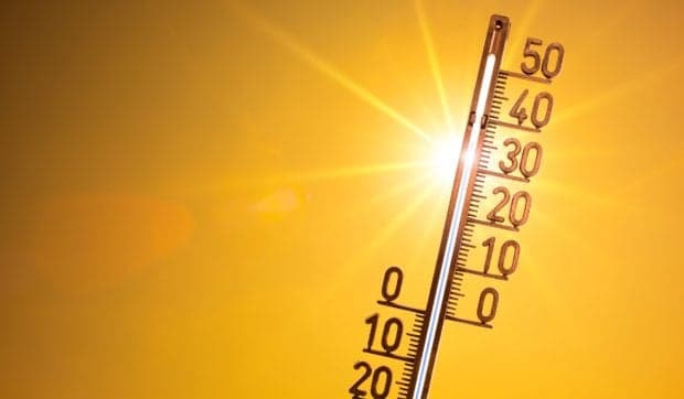 ANM a emis cod roșu de caniculă în București și 35 de județe, de luni până miercuri. Harta zonelor afectate de valul de căldură extremă