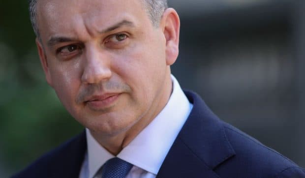 Eugen Tomac a dat răspunsul decisiv dacă își depune sau nu mandatul de premier desemnat din cauza lipsei de sprijin politic