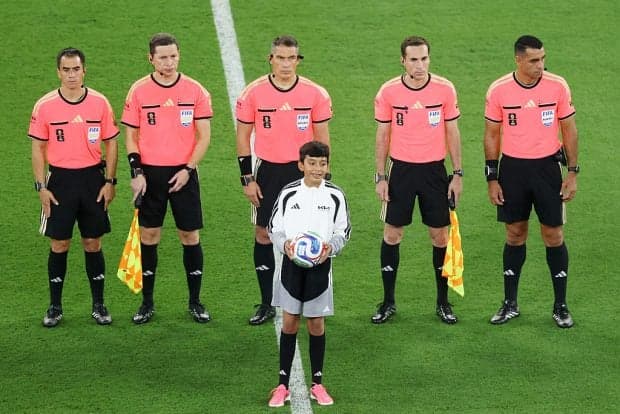 Japonia a eliminat Tunisia, după ce a învins-o cu 4-0. Istvan Kovacs a condus meciul 1.000 din istoria Cupei Mondiale
