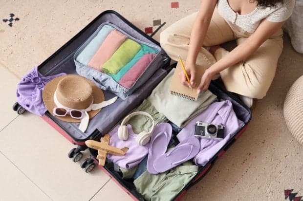 Ce să iei cu tine în vacanță: lista completă de lucruri esențiale