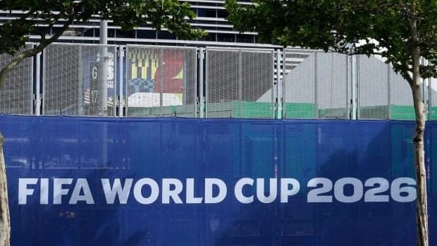 O mamă a vrut să cumpere pentru fiul său bilete la Campionatul Mondial de Fotbal 2026, dar a sfârșit prin a plăti 8.000 de dolari pe un permis de parcare