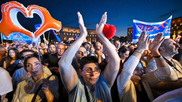 Mizele alegerilor din Armenia, țara amenințată de Vladimir Putin cu „scenariul ucrainean”