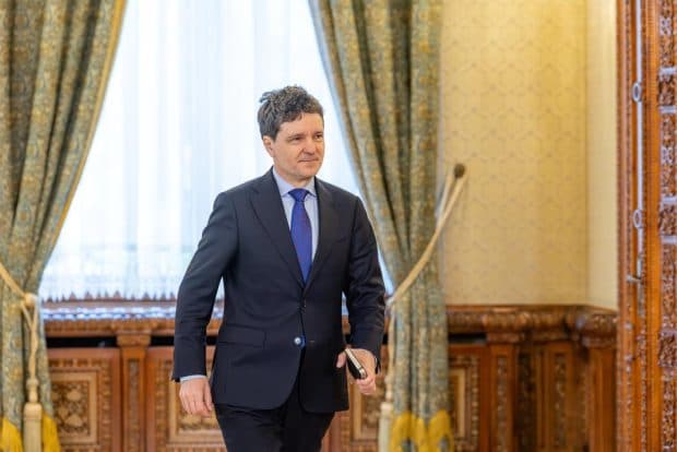 Nicușor Dan și-a publicat declarația de avere. Consilierii care au venituri duble sau triple față de șefului statului