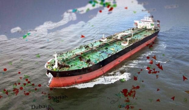 Începe evacuarea celor 11.000 de marinari blocați în Golful Persic. SUA resping taxa cerută de Iran în Strâmtoarea Ormuz