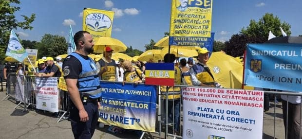 Ce jocuri politice se ascund în spatele protestelor din Educație. Trei experți comentează culisele întâlnirii dintre sindicate, PSD și AUR. Marian Staș: „Doar dacă le ia Dumnezeu mințile celor de la PSD, doar așa ar putea juca împotriva țării”