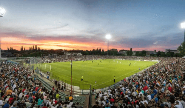 Stadionul Oțelul se vinde cu 3.500.000 de euro. Cum vrea Primăria Galați să preia arena