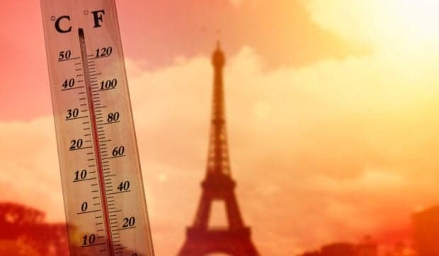 Franța se topește la temperaturi fără precedent: 339 de recorduri doborâte, 40 de morți prin înec în 5 zile, orașe mai fierbinți decât Marrakech sau Cairo