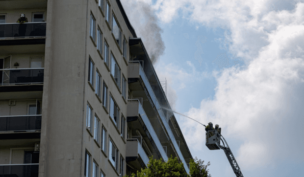 Incendiu devastator într-un bloc din Anvers, Belgia: cinci persoane au murit și mai multe au fost rănite