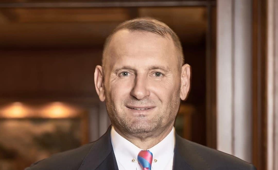 Viorel Cataramă intervine în scandalul din PNL. Antreprenorul critică presiunile asupra lui Adrian Veștea și a parlamentarilor liberali
