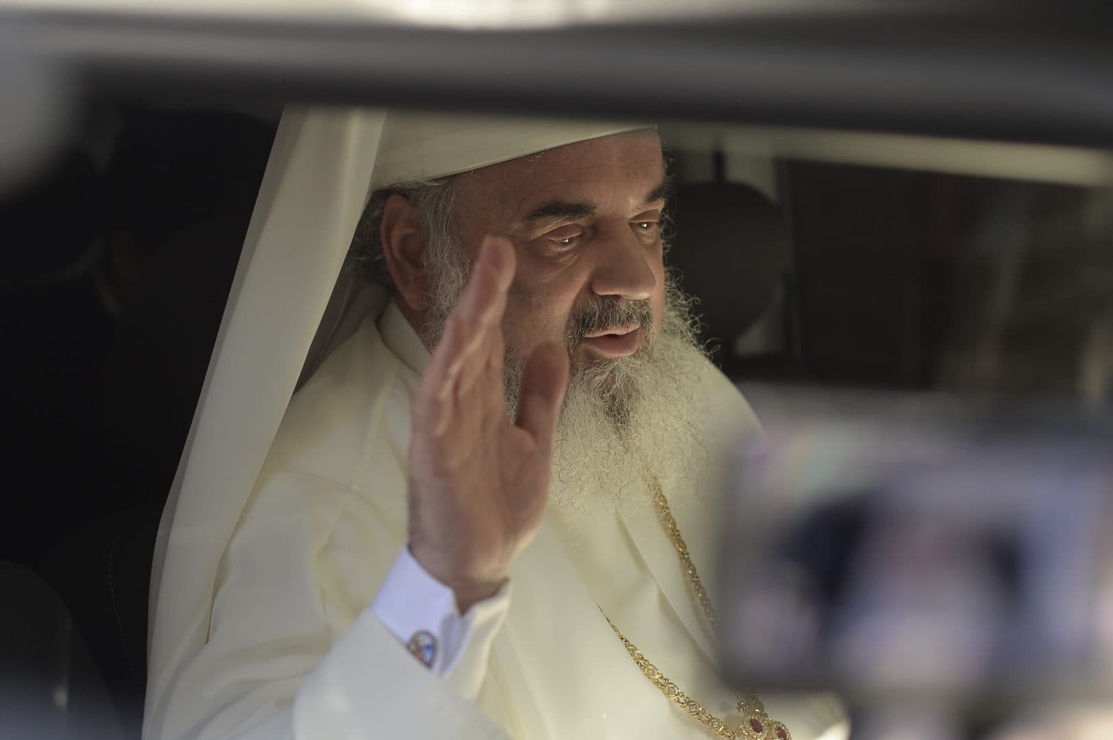 Patriarhul Daniel, propunerea surpriză a grupului PACE pentru funcția de premier: „Este cel mai bun administrator de instituţie naţională la această oră”