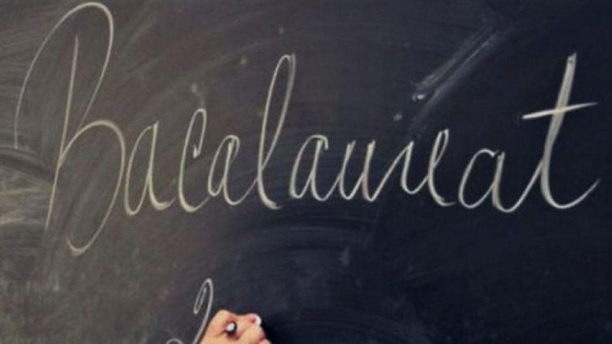 Înscrierile pentru examenul de Bacalaureat din 2026, în plină desfășurare. Peste 150.000 de elevi se pregătesc pentru examen
