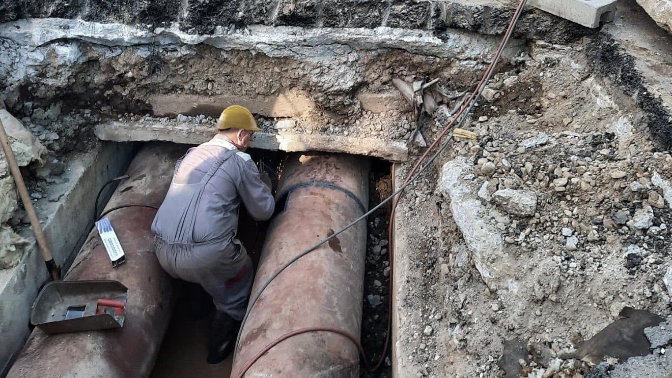 Peste 1.500 de blocuri din București rămân fără apă caldă, se deschid noi șantiere termo. Calendarul și lista zonelor afectate
