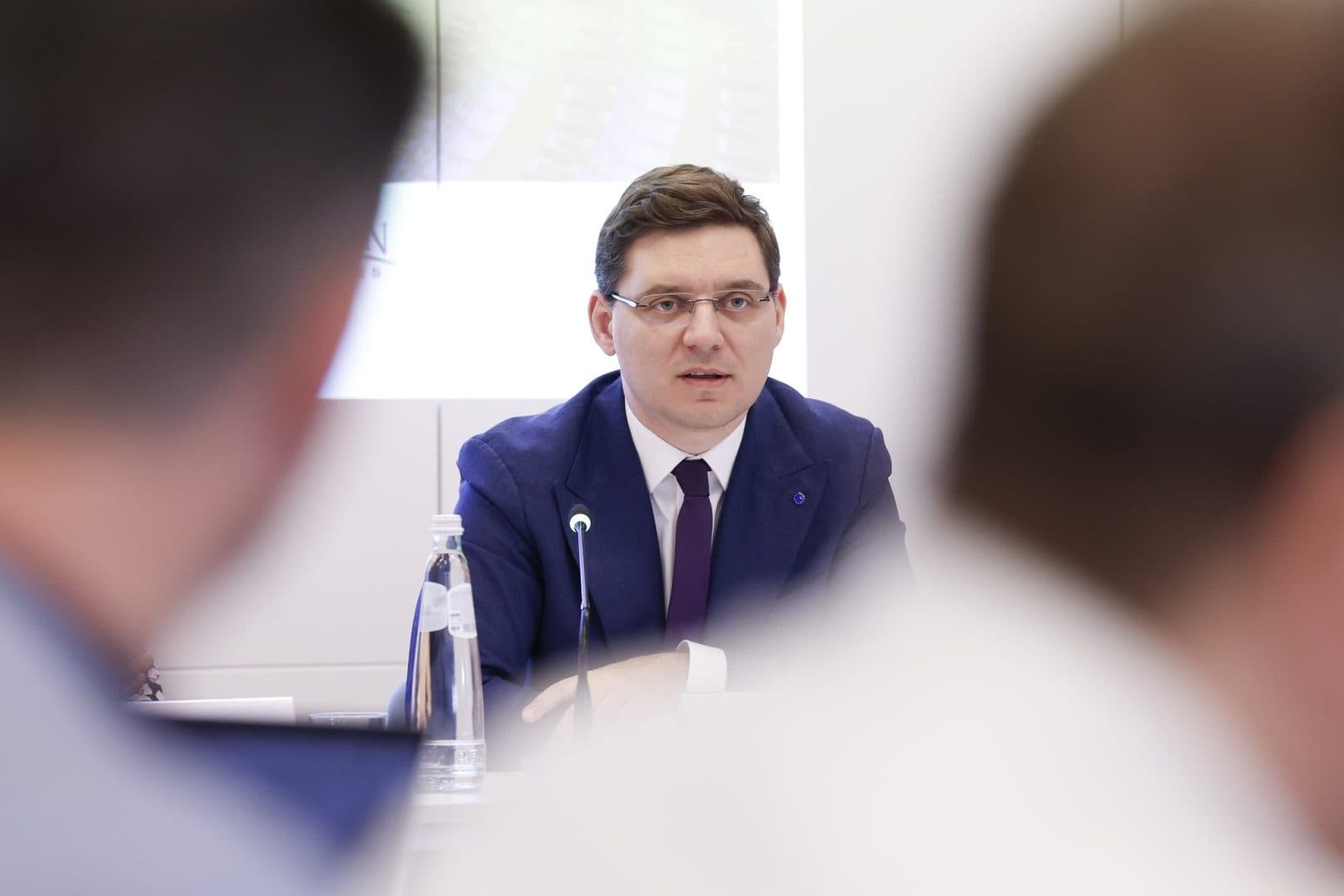 PSD, PNL și USR, din nou la aceeași masă? Victor Negrescu, scenariu pentru noua guvernare: „Cred că vom avea un guvern pro-european. Ilie Bolojan va trebui să renunțe la orgolii” (VIDEO)