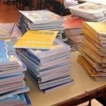 Manualele noastre de știință: între Disneyland și școală