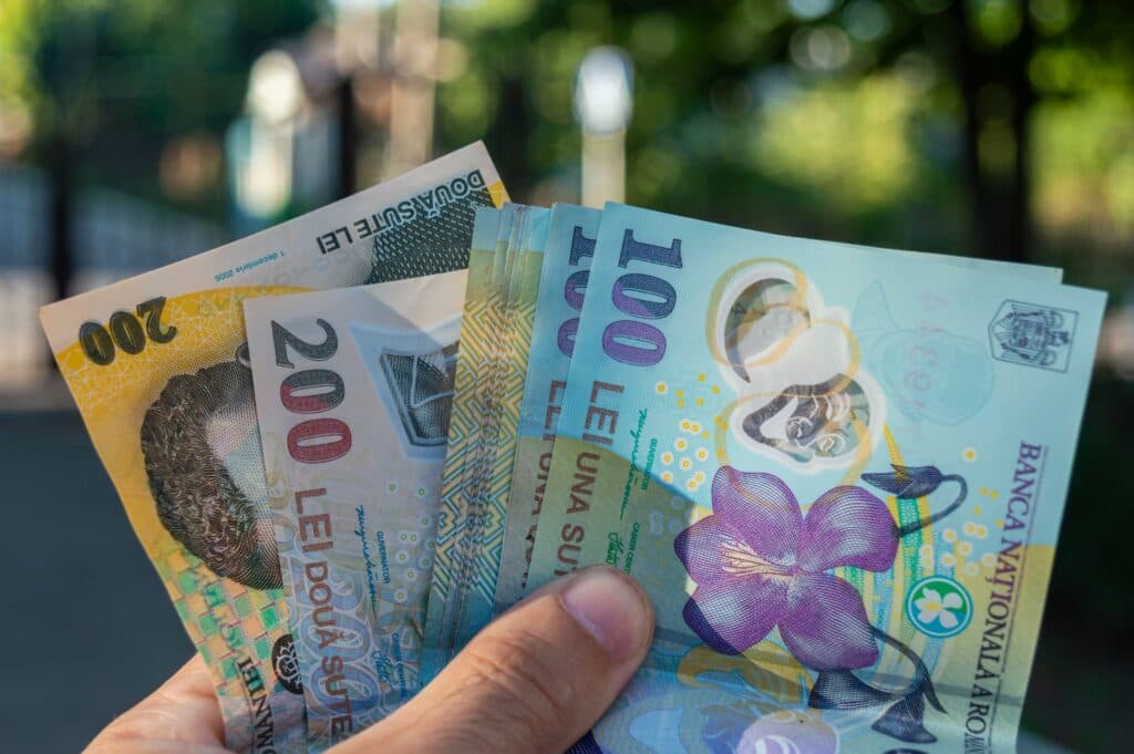 Risc crescut de retrogradare pentru România. Ce a transmis agenția S&P Global Ratings?