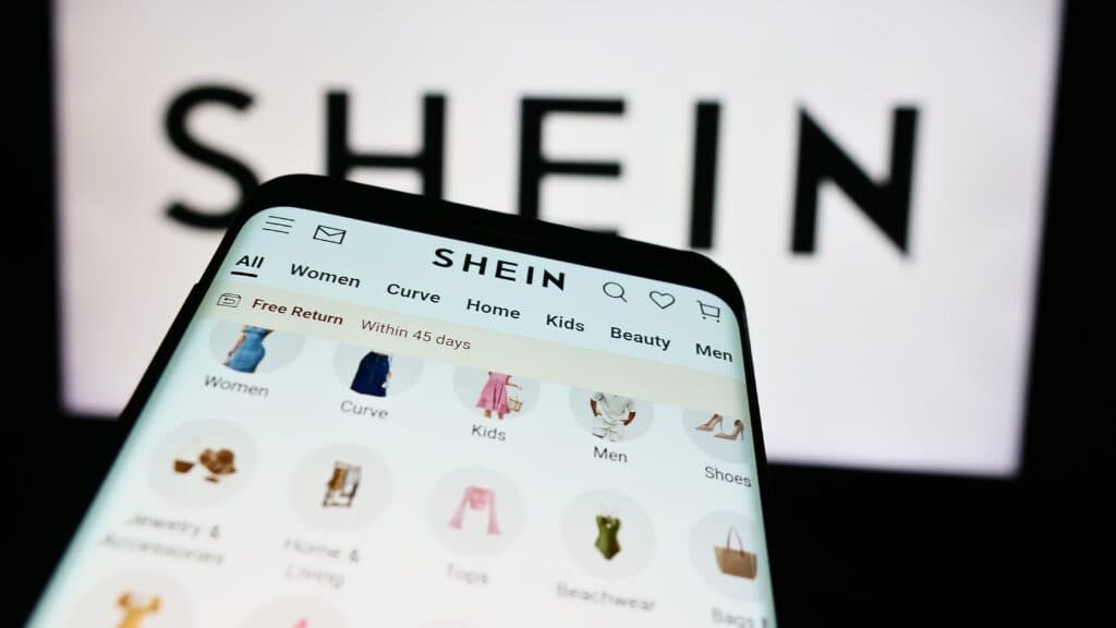 Gigantul Shein, suspectat că ar fi trimis datele utilizatorilor europeni către China
