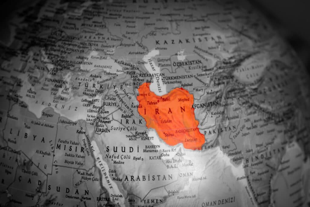 Războiul din Iran afectează nu doar transportul de petrol, ci și alimentele și medicamentele