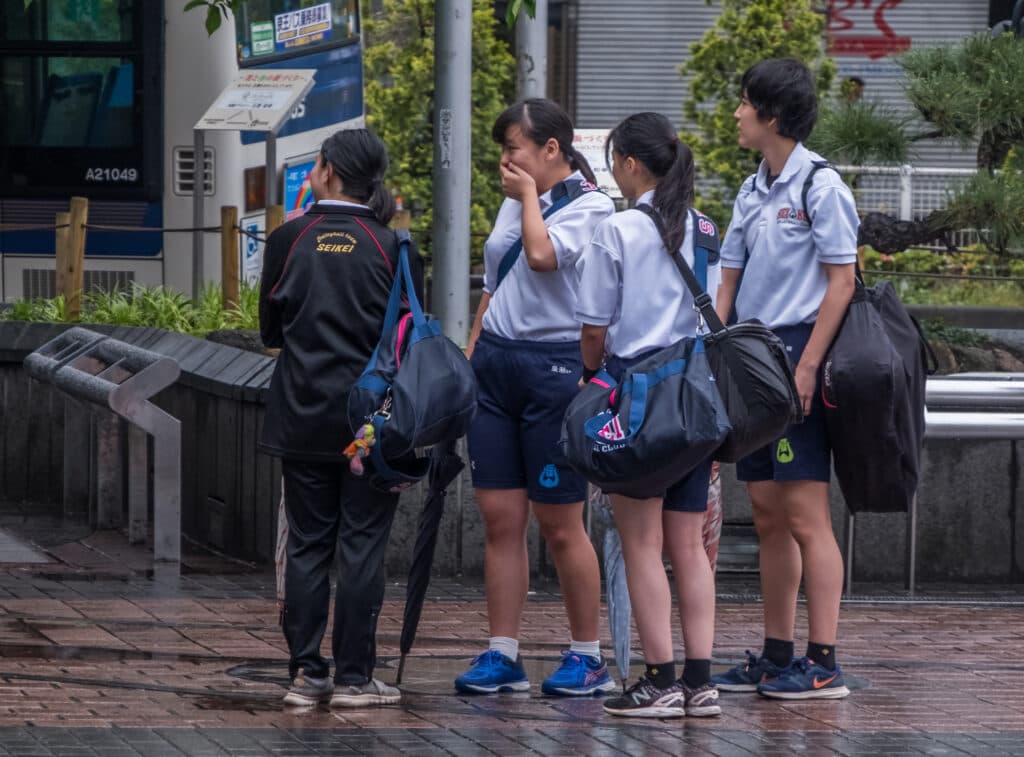 Pedepse corporale pentru băieții din școlile din Singapore care sunt vinovați de hărțuire