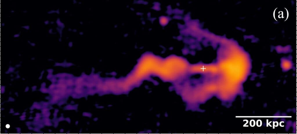 Ce ar putea fi arcul și săgeata strălucitoare depistate de astronomi?