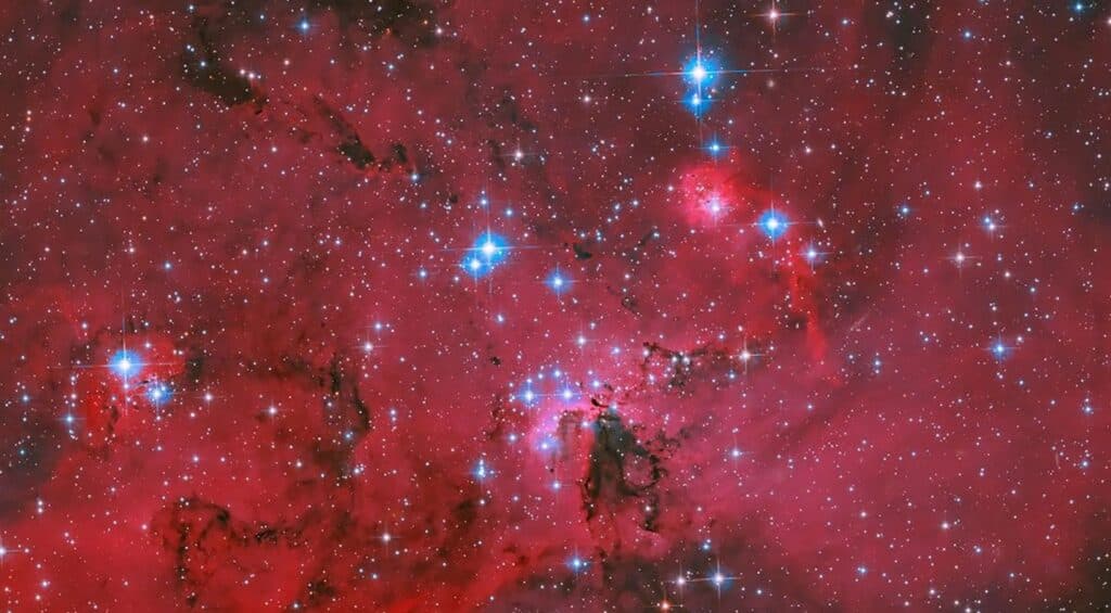 Telescopul Hubble al NASA a surprins o pepinieră stelară uimitoare