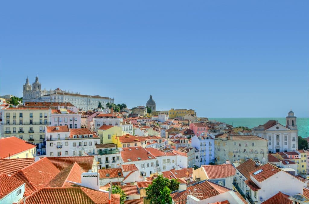 Top 10 cele mai inaccesibile piețe imobiliare din Europa / În Lisabona ai nevoie să strângi 19 ani pentru o locuință