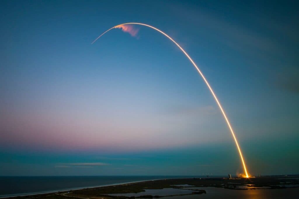SpaceX intră vineri pe bursă: Cea mai mare ofertă publică inițială din istorie captează atenția investitorilor