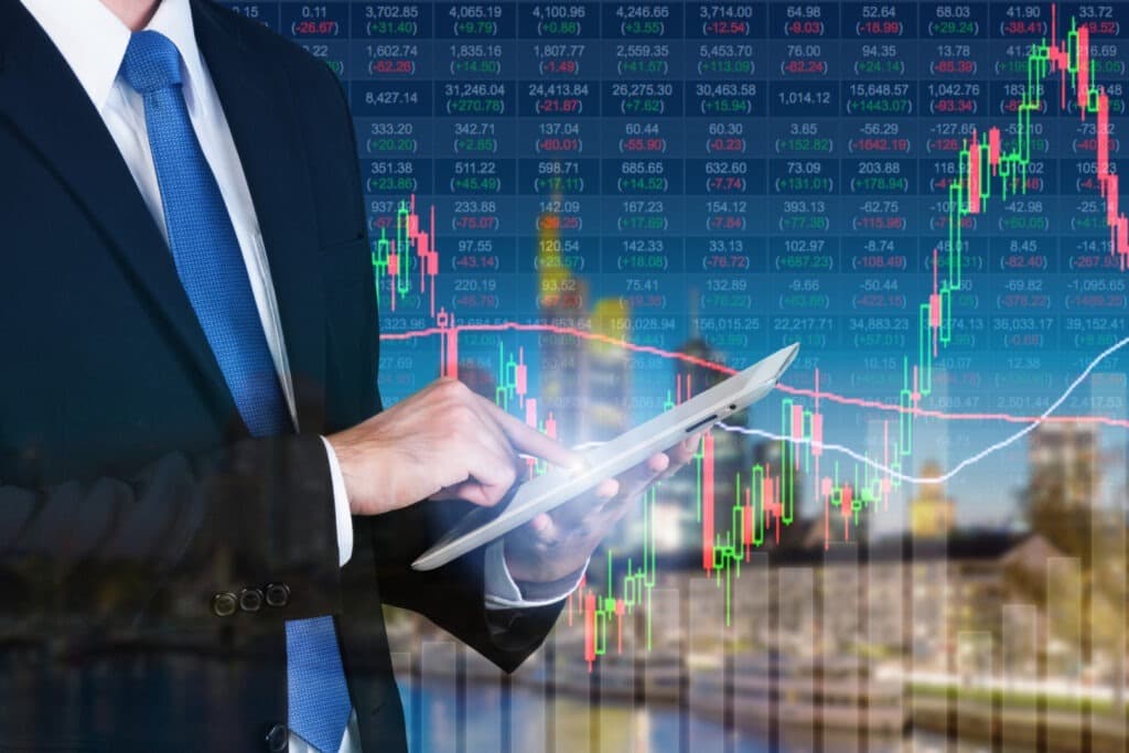 Studiu ASE, finanțat de o bancă: ROBOR are o relație stabilă cu dobânda BNR/ Abaterile sunt determinate de factori macroeconomici