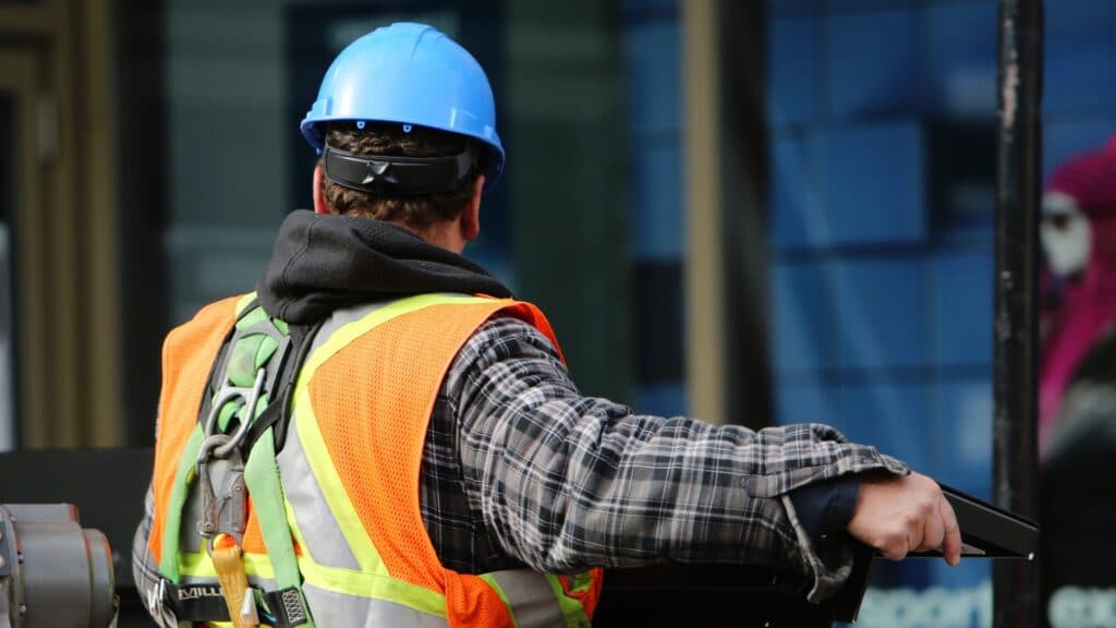O companie românească își extinde serviciile de construcții în Europa de Vest și mizează pe forța de muncă specializată din România