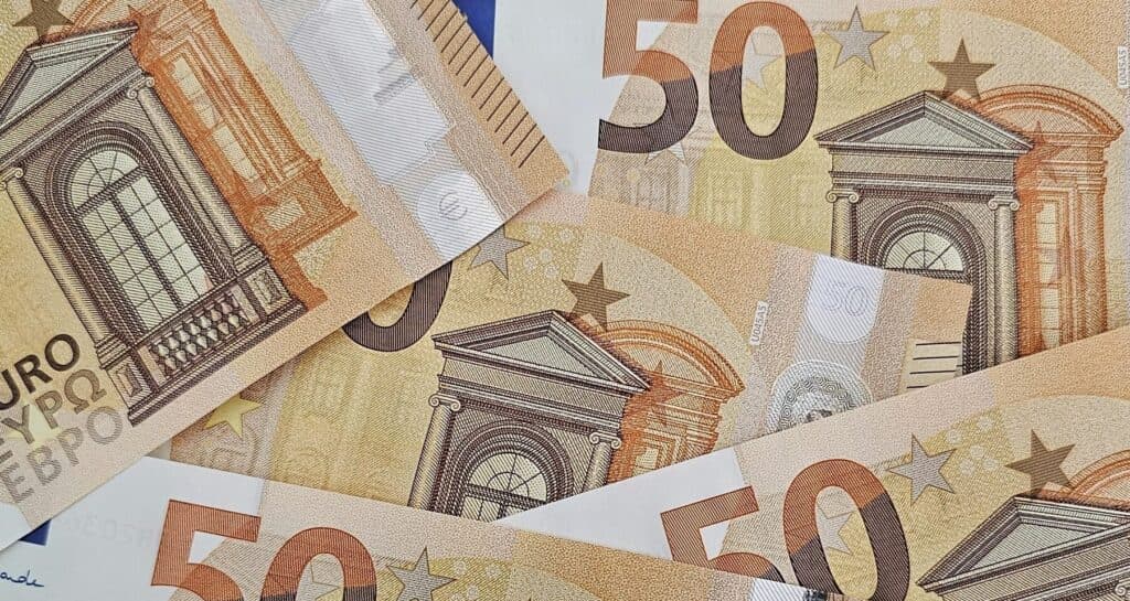 Cursă contracronometru: România mai are doar 75 de zile pentru a recupera pentru 8,7 miliarde de euro din PNRR. „Trebuie să ne pregătim pentru pierderea unor sume importante, între 2 și chiar 4 miliarde de euro”