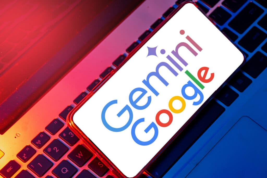 Google ieftinește cel mai accesibil abonament de AI. Bătălia cu OpenAI pentru milioane de utilizatori se mută la preț