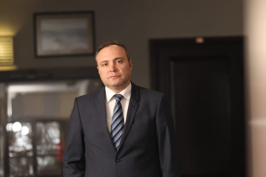 Chisăliță, Asociaţia Energia Inteligentă: „Este o realizare faptul că fotovoltaicul a acoperit 70% din consum pe 19 iunie la prânz? Da, este o performanţă remarcabilă pentru integrarea energiilor regenerabile. Dar din punct de vedere economic, nu neapărat”