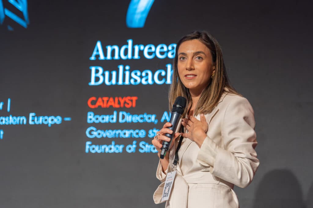 VIDEO | Cine răspunde când algoritmul ia decizii de business? Interviu cu Andreea Bulisache, expert în guvernanța AI și fost lider global Microsoft