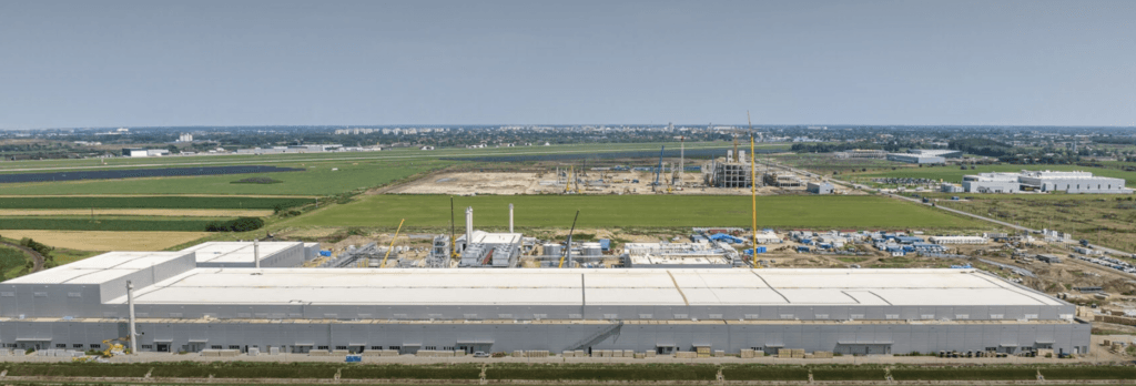 Ungaria înăsprește controlul asupra fabricilor de baterii: Va crea o autoritate specială pentru sancționarea poluatorilor