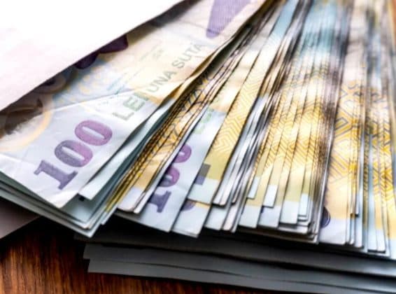 Ce s-a întâmplat cu salariile românilor – date INS pentru salariile reale, nete şi brute, în aprilie 2026