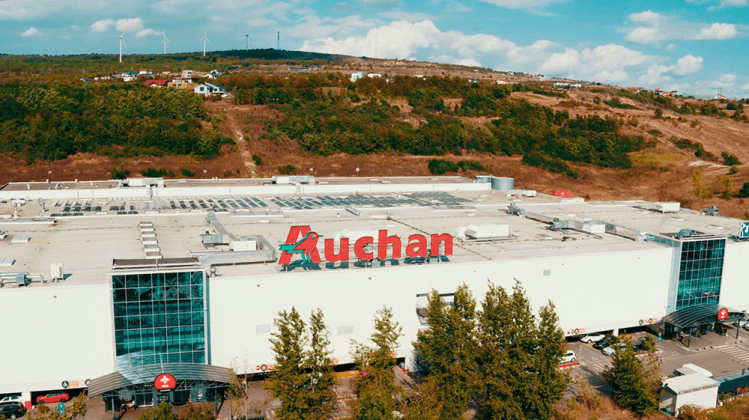 Un bucureștean a plasat o comandă de 67.000 de lei, la Auchan. Ce vânzări are magazinul online al francezilor