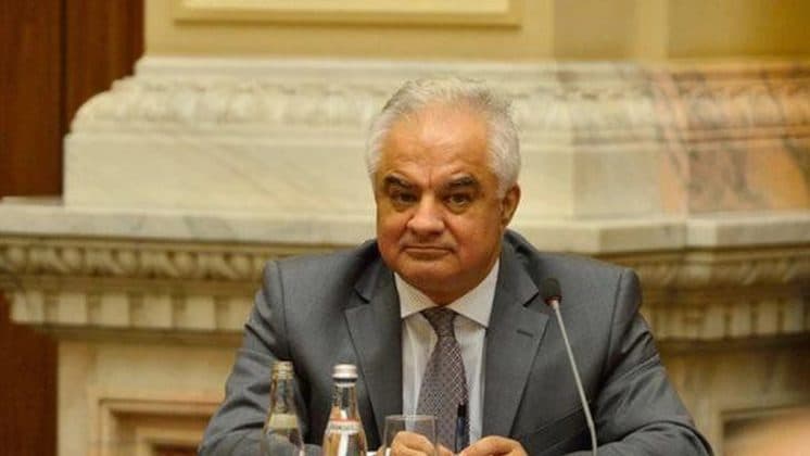 Avertisment dur din BNR: Modelul Grecia e aproape. Rădulescu, consilier Isărescu: Ei s-au prăbușit la 250% din PIB datorie, noi picăm la 65%