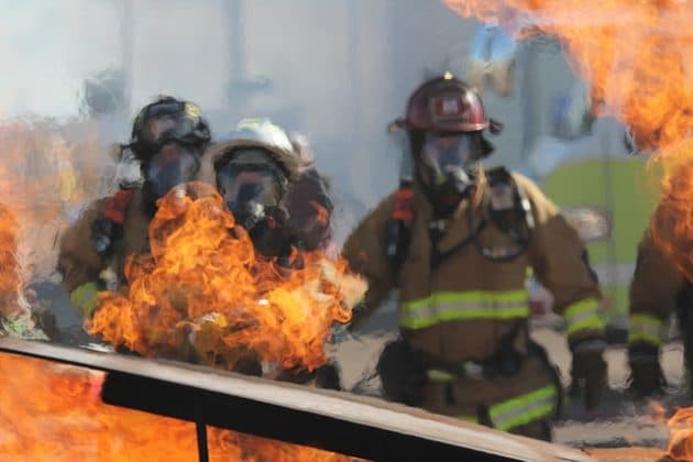 Cauza incendiului de la CET Vest București rămâne necunoscută, transmite ELCEN. Care este impactul asupra bucureștenilor