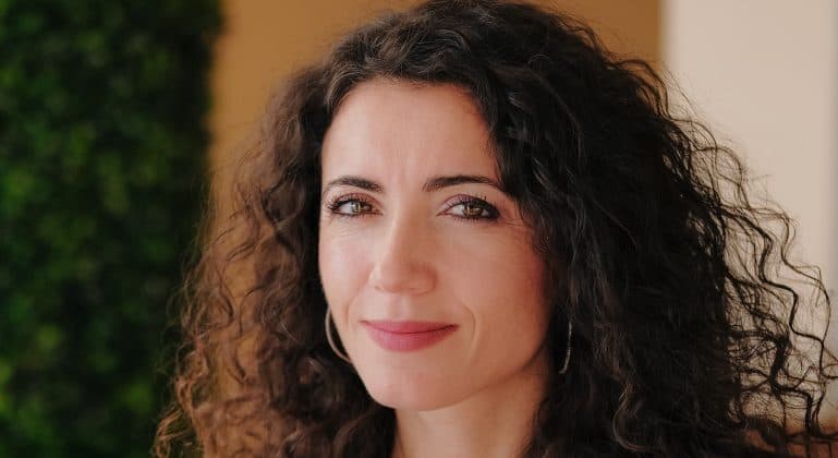 De unde vin dobânzile mari la credite, care sunt diferențele dintre ROBOR și IRCC și cum se reflectă politica monetară a BNR în costul creditării – studiu CFA România