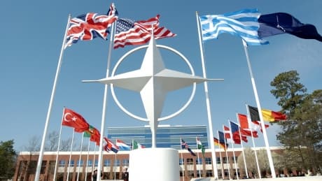 Summitul NATO din Turcia va verifica dacă aliaţii chiar au alocat 5% din PIB pentru apărare. SUA vor ca fondurile europene pentru apărare să nu excludă companiile şi aliaţii din afara UE