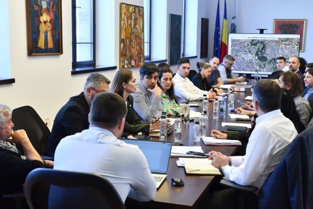 Primăria Muncipiului București va începe lucrările de amenajare a Parcului Herăstrău. Primul pas va consta în golirea lacului de apă. Ciucu vrea să instaleze și o statuie a regelui Mihai