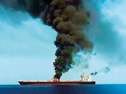 Un petrolier care naviga în largul coastelor Omanului a fost afectat de o explozie puternică. Echipajul este în siguranță