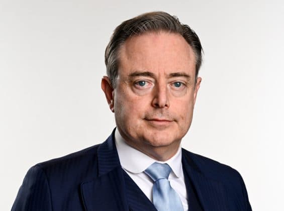 Premierul belgian Bart De Wever spune că renunțarea la proiectul construirii avionului european de luptă FCAS este o dovadă de prostie pură, care arată aroganța Franței și Germaniei