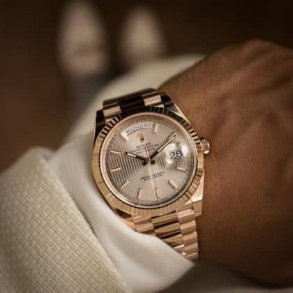 Rolex crește prețurile pentru ceasurile sale de aur, datorită unei cereri puternice din partea clienților bogați