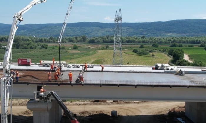 VIDEO Autostrada A7 Focșani – Bacău: UMB a ajuns la un stadiu de 75% pe lotul 3