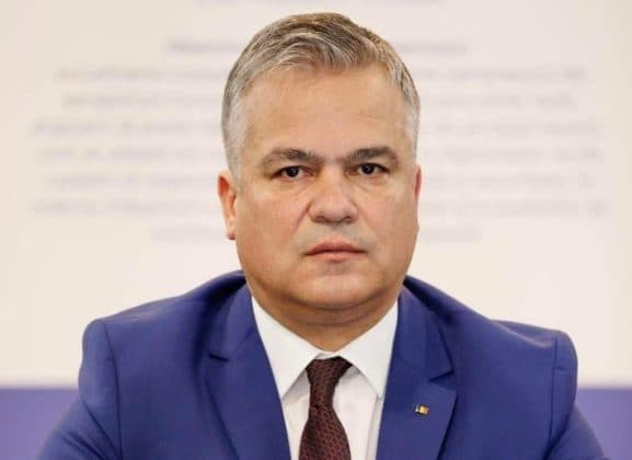 Votul pentru învestirea Guvernului Veştea se amână pentru luni. Ce program de guvernare are (DOCUMENT)