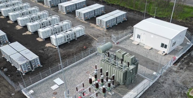 Bulgaria ne mai servește o lecție: tocmai a instalat cea mai mare baterie de stocare a energiei din Europa de Est
