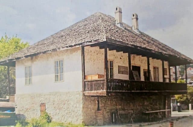 Casa Olănescu, o clădire simbol a municipiului Râmnicu Vâlcea, intră în renovare. Investiția se ridică la 11 milioane de lei și este asigurată de bani europeni