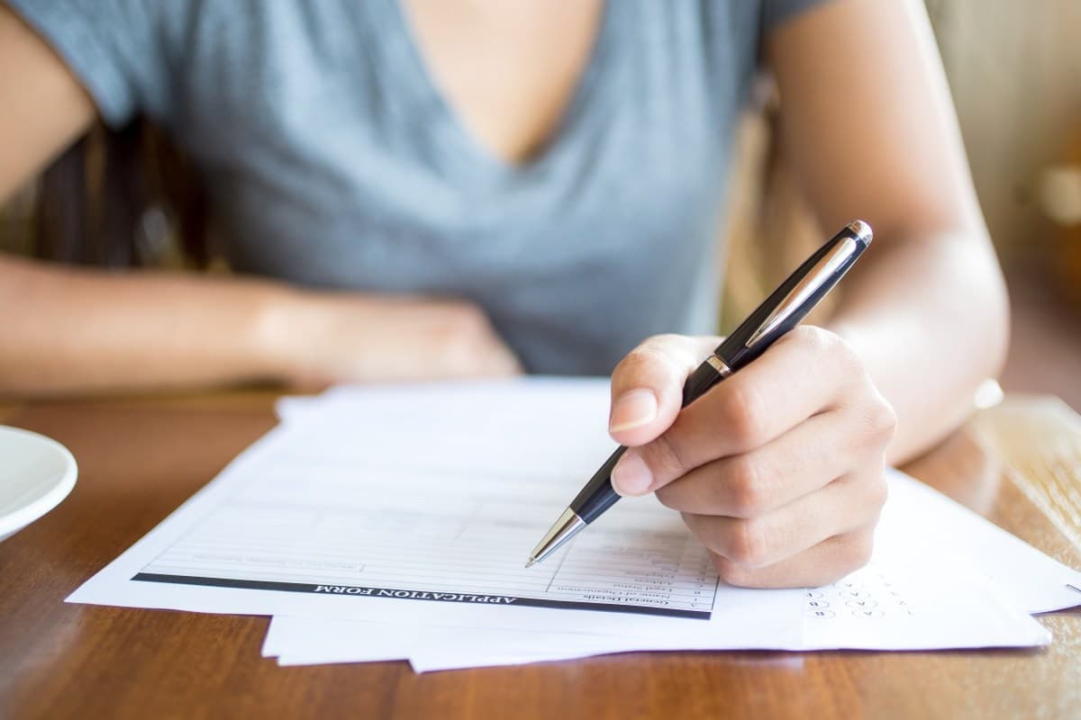 Rezultate parțiale la simularea examenului de Bacalaureat: Aproape un sfert dintre elevi, note sub 5 la Limba română